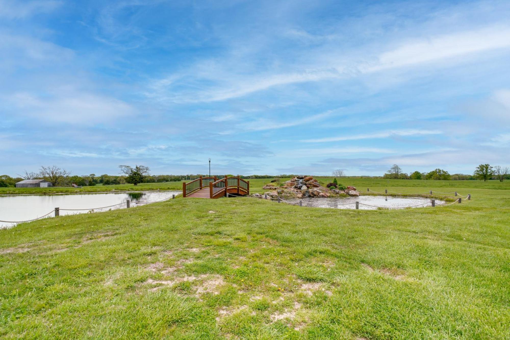Spacious Owensville Getaway With Winery On-Site! Εξωτερικό φωτογραφία