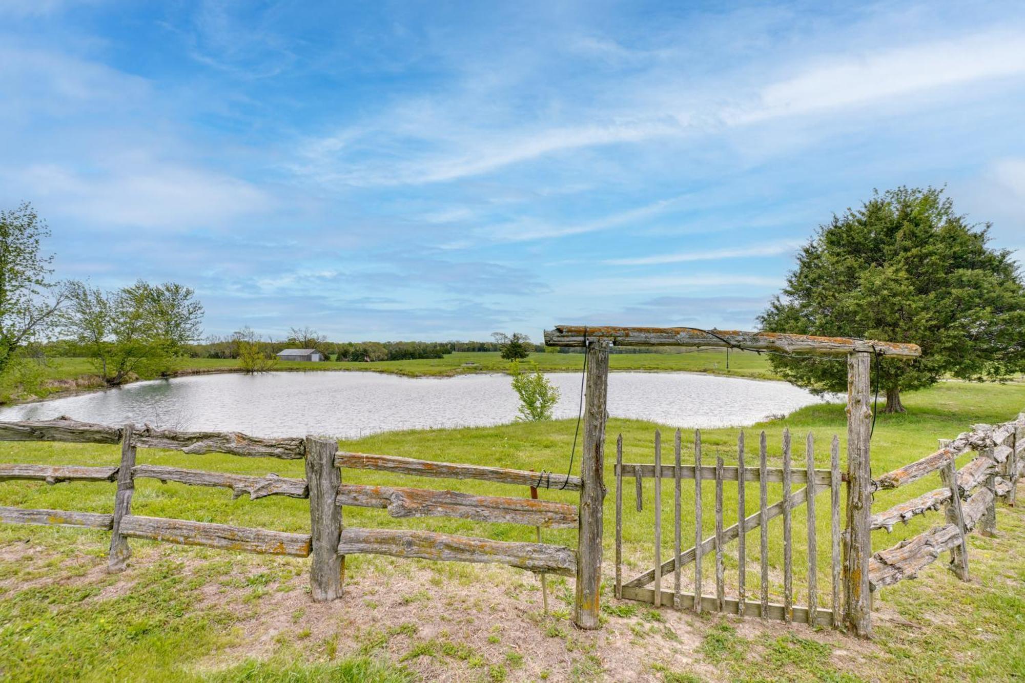 Spacious Owensville Getaway With Winery On-Site! Εξωτερικό φωτογραφία