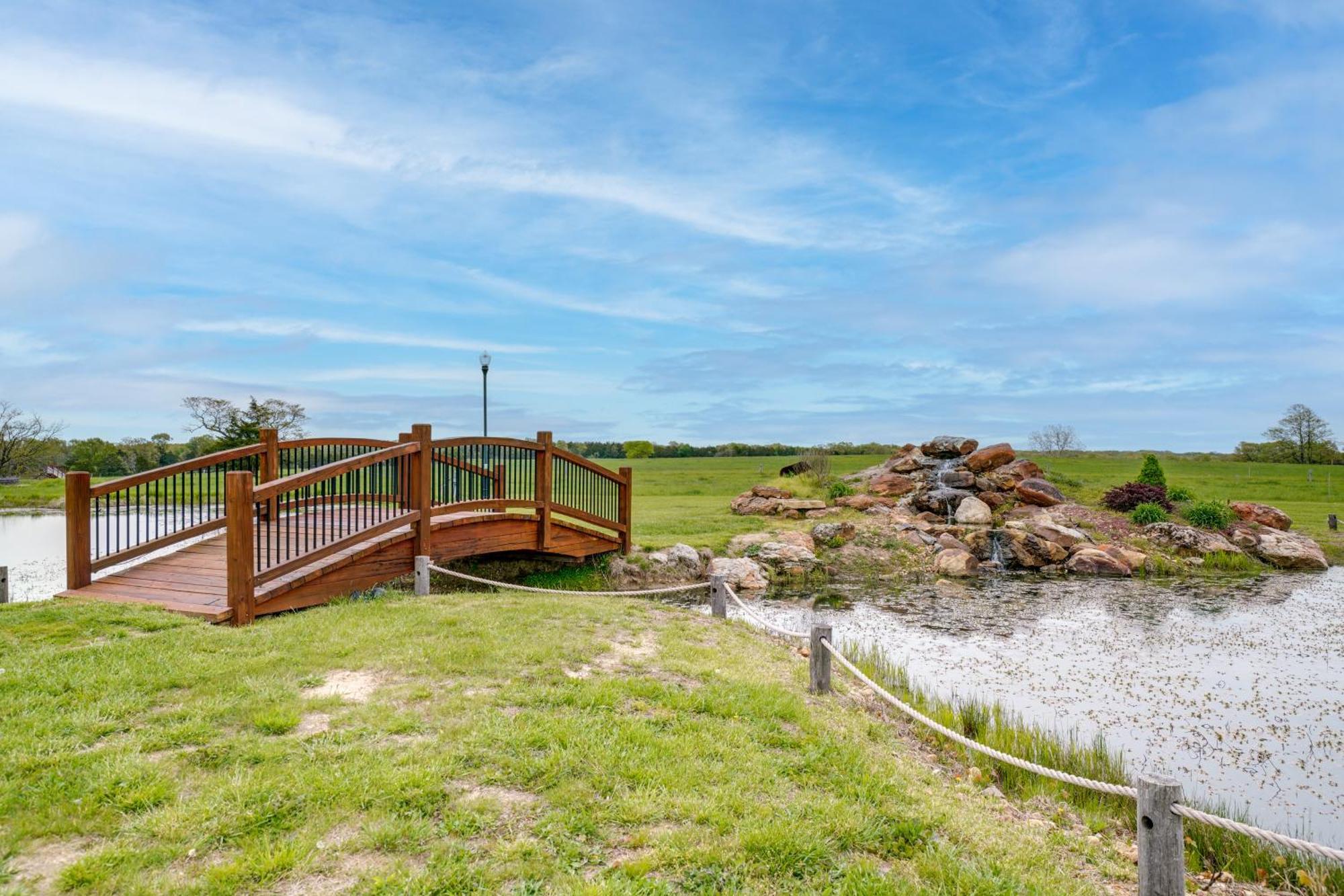 Spacious Owensville Getaway With Winery On-Site! Εξωτερικό φωτογραφία